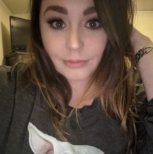 Meet your Posher, Lucy